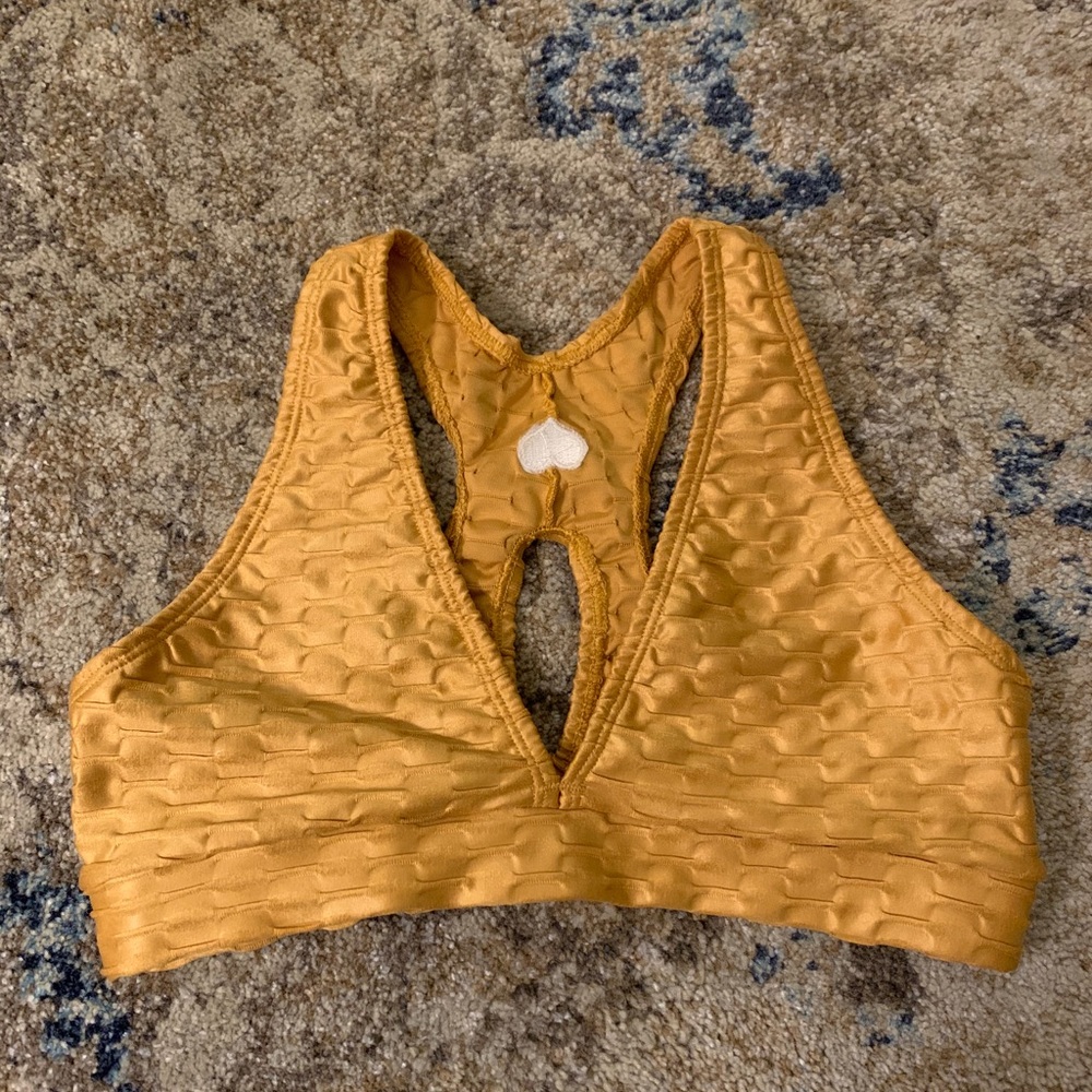 Booty by Brabants deep v chrome top golden